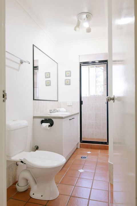 Rainbow Getaway Holiday Apartments - Mackay Tourism 27