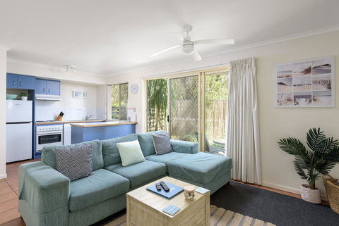 Rainbow Getaway Holiday Apartments - Mackay Tourism 10