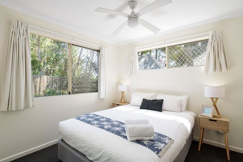 Rainbow Getaway Holiday Apartments - Mackay Tourism 9