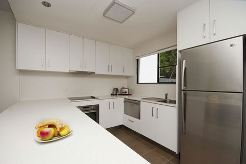 Woodville Beach Townhouse 6 - Mackay Tourism 3