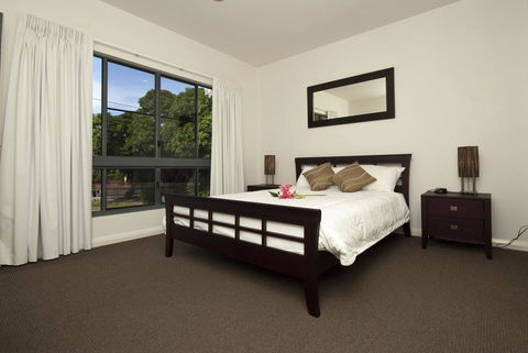 Woodville Beach Townhouse 6 - Mackay Tourism 8