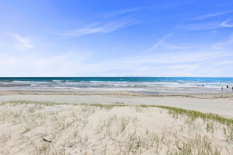 Coloured Sands - Rainbow Beach Resort - 5 Mins To Beach - Mackay Tourism 24
