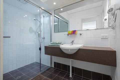 Coloured Sands - Rainbow Beach Resort - 5 Mins To Beach - Mackay Tourism 9