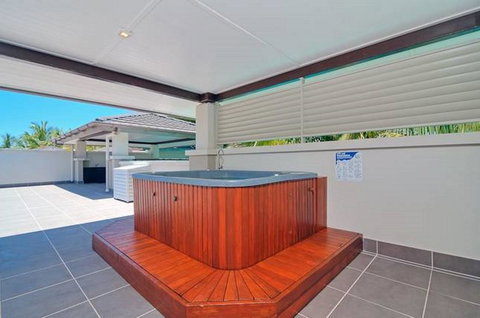 Luxury Apartments At Temple Resort And Spa Port Douglas - Mackay Tourism 31