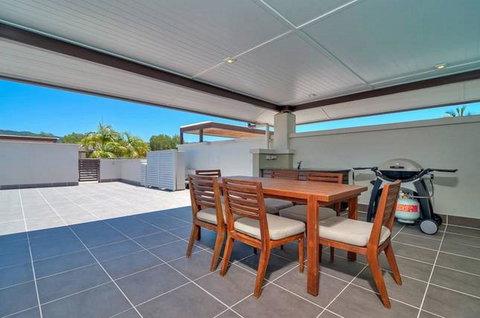 Luxury Apartments At Temple Resort And Spa Port Douglas - Mackay Tourism 32