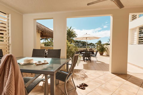 Sea Change Beachfront Apartments - Mackay Tourism 10
