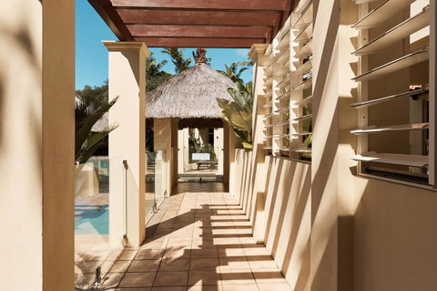 Sea Change Beachfront Apartments - Mackay Tourism 16