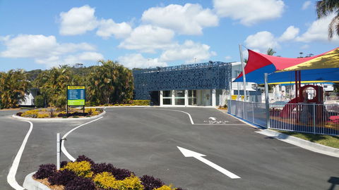Alex Beach Cabins And Tourist Park - Mackay Tourism 20