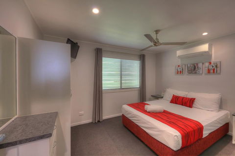Alex Beach Cabins And Tourist Park - Mackay Tourism 8