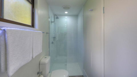 Alex Beach Cabins And Tourist Park - Mackay Tourism 28