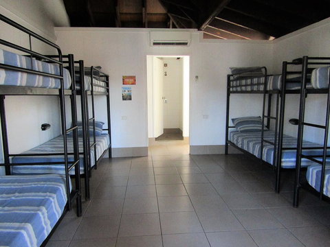 Nomads Airlie Beach - Mackay Tourism 13