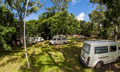 Nomads Airlie Beach - Mackay Tourism 39