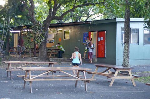 Nomads Airlie Beach - Mackay Tourism 44