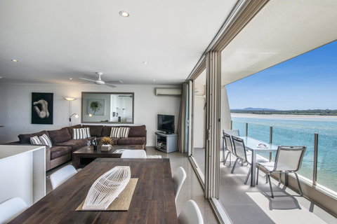 Noosa Harbour Resort - Mackay Tourism 25