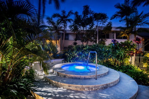 Noosa Harbour Resort - Mackay Tourism 8