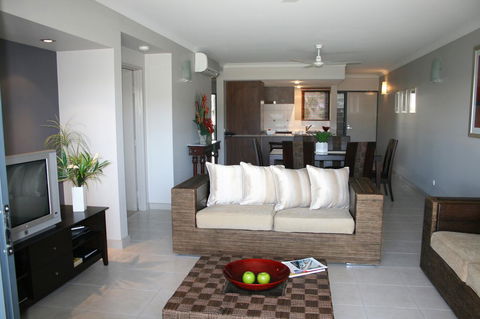 Blue Lagoon Resort - Mackay Tourism 12