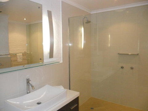 Myuna Holiday Apartments - Mackay Tourism 42