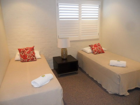 Myuna Holiday Apartments - Mackay Tourism 36