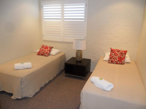 Myuna Holiday Apartments - Mackay Tourism 43
