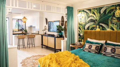 NOMAD - Luxe Apartment - Mackay Tourism 13