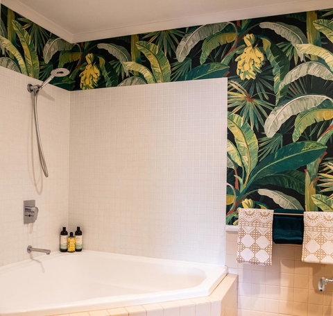 NOMAD - Luxe Apartment - Mackay Tourism 11