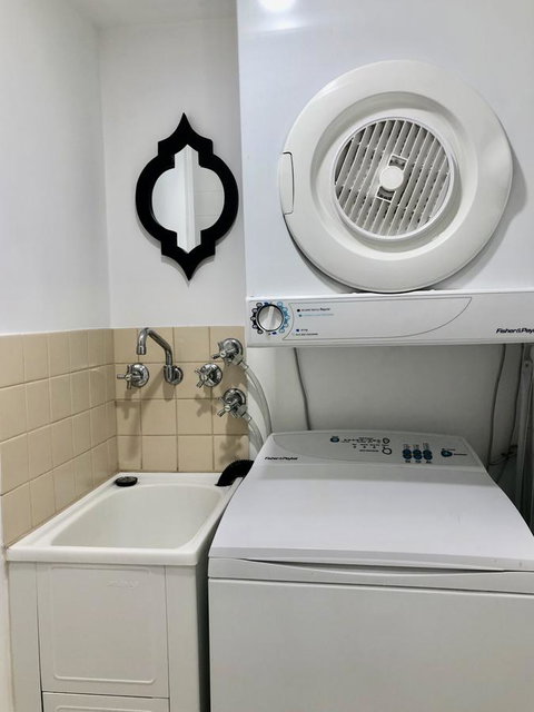 NOMAD - Luxe Apartment - Mackay Tourism 40