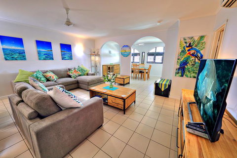 Mango Lagoon Sunbird Retreat - Mackay Tourism 4