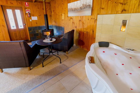 Granite Belt Retreat And Brewery - Mackay Tourism 6