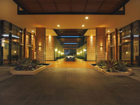 Oaks Redcliffe Mon Komo Suites - Mackay Tourism 15