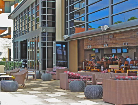 Oaks Redcliffe Mon Komo Suites - Mackay Tourism 0