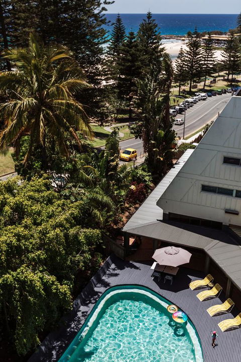 Rainbow Bay Backpackers - Mackay Tourism 24