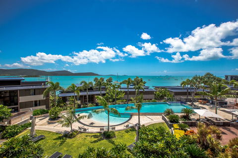 Mirage Whitsundays - Mackay Tourism 9