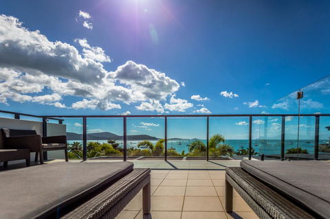 Mirage Whitsundays - Mackay Tourism 21