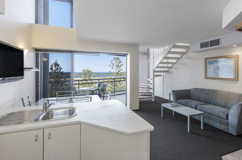 Ramada Resort By Wyndham Golden Beach - Mackay Tourism 9