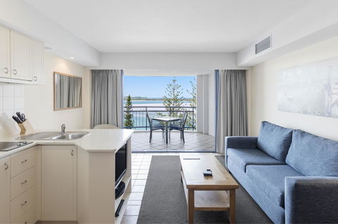 Ramada Resort By Wyndham Golden Beach - Mackay Tourism 19