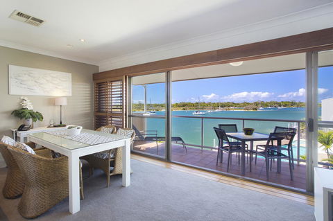 Noosa Shores Resort - Mackay Tourism 22