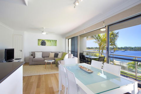 Noosa Shores Resort - Mackay Tourism 6