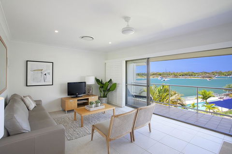 Noosa Shores Resort - Mackay Tourism 0