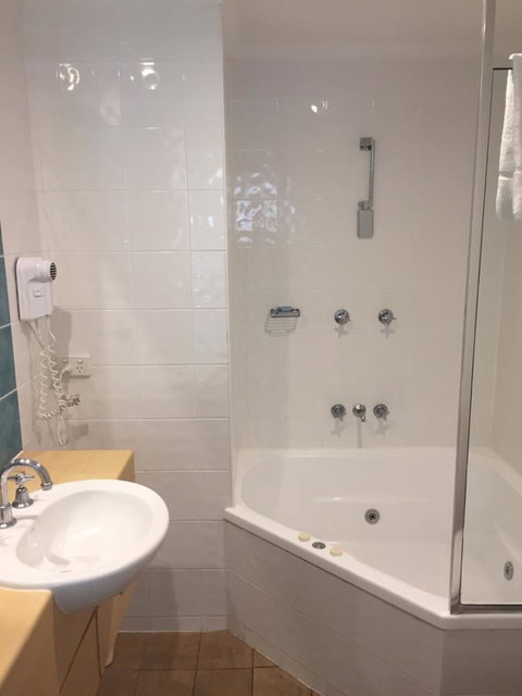 Portsea 26 - Mackay Tourism 13