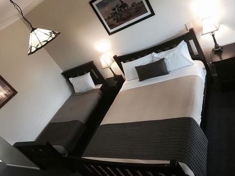 The Bearded Dragon Boutique Hotel - Mackay Tourism 3