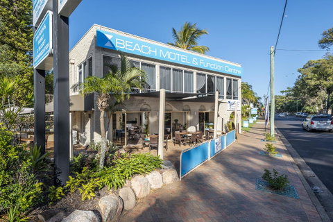 The Beach Motel Hervey Bay - Mackay Tourism 3