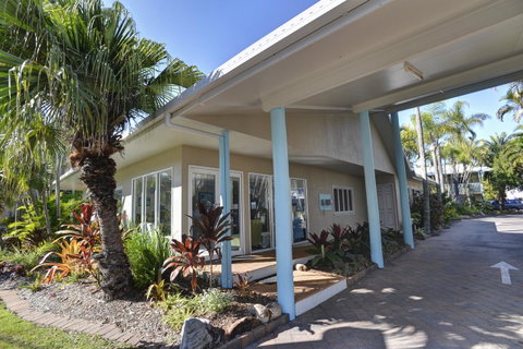 The Beach Motel Hervey Bay - Mackay Tourism 37