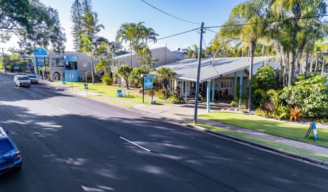 The Beach Motel Hervey Bay - Mackay Tourism 20