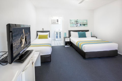 The Beach Motel Hervey Bay - Mackay Tourism 31