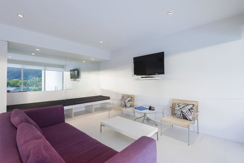 Pool Resort Port Douglas - Mackay Tourism 15