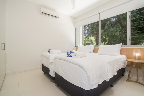 Pool Resort Port Douglas - Mackay Tourism 33