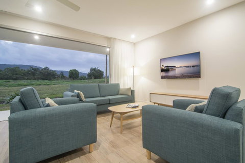 Pool Resort Port Douglas - Mackay Tourism 38