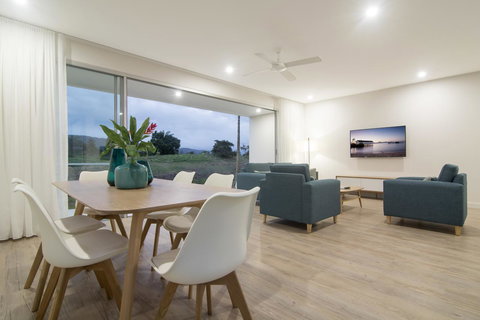 Pool Resort Port Douglas - Mackay Tourism 39