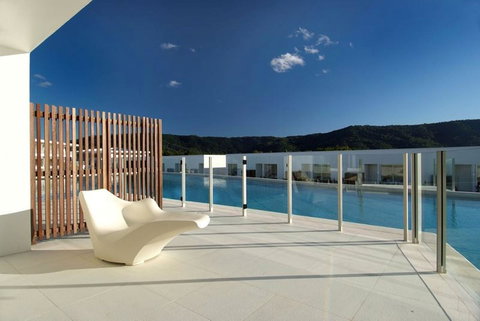 Pool Resort Port Douglas - Mackay Tourism 35