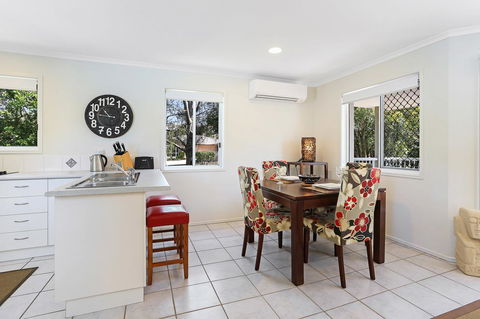 Sunrise Haven - Mackay Tourism 10